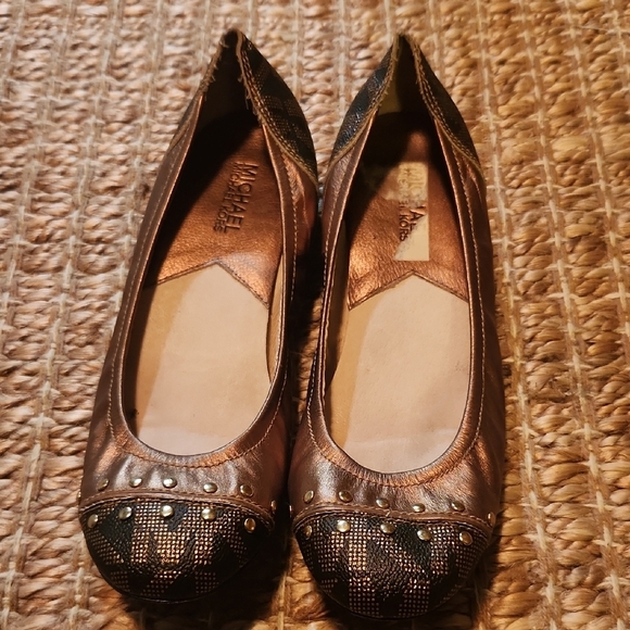 Michael Kors Brown and Black Leather Flats with Studded Details - Picture 4 of 7